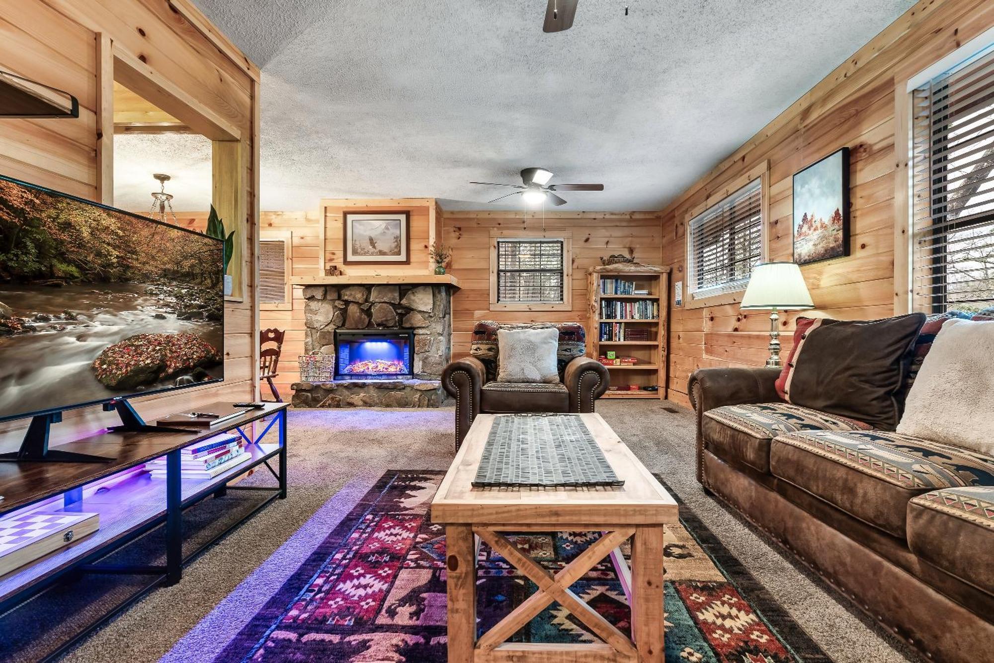The Eagle'S Nest Mountain Cabin Gatlinburg Exterior photo